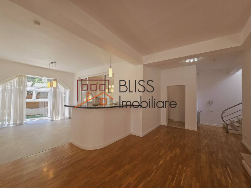 Vila Cu 7 Camere Iancu Nicolae Pipera | Bliss Imobiliare / Photo 8 - BLISS Imobiliare