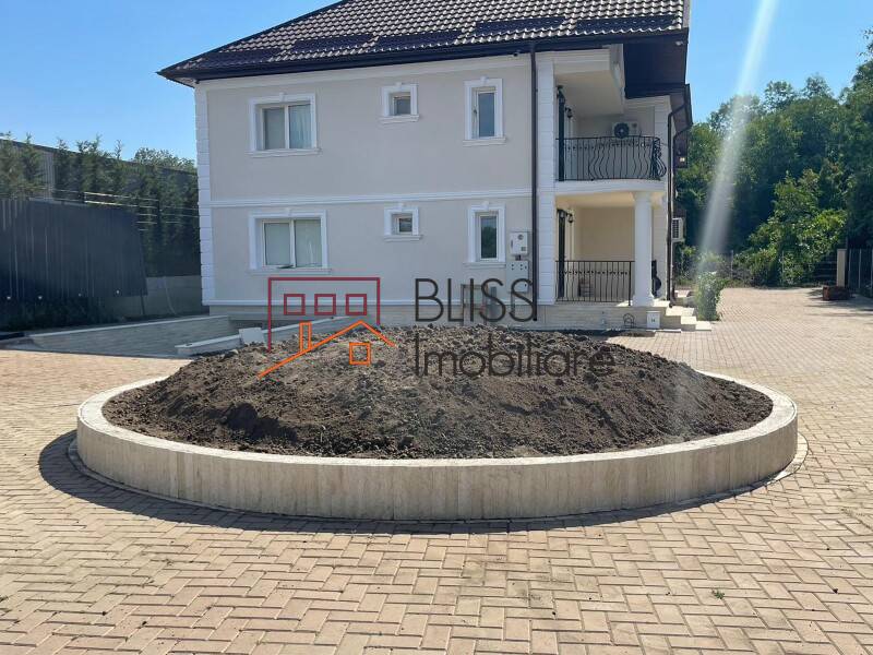 Office Villa With 7 Rooms And Generous Private Land And Parking Spaces, Bucharest | Bliss Imobiliare / Photo 1 - BLISS Imobiliare