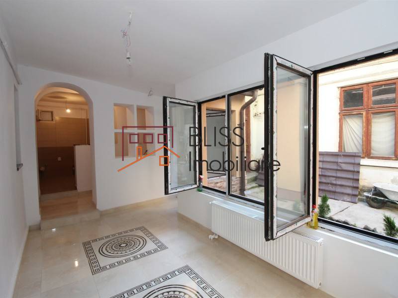 Casa de Vanzare Piata Cosbuc - 2 Camere - ID:70481 | Bliss Imobiliare / Photo 2 - BLISS Imobiliare